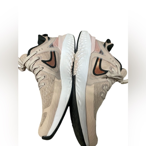 Nike Legend Women's React 2 Running Shoe Stone Mauve Size 8.5 - Picture 8 of 11